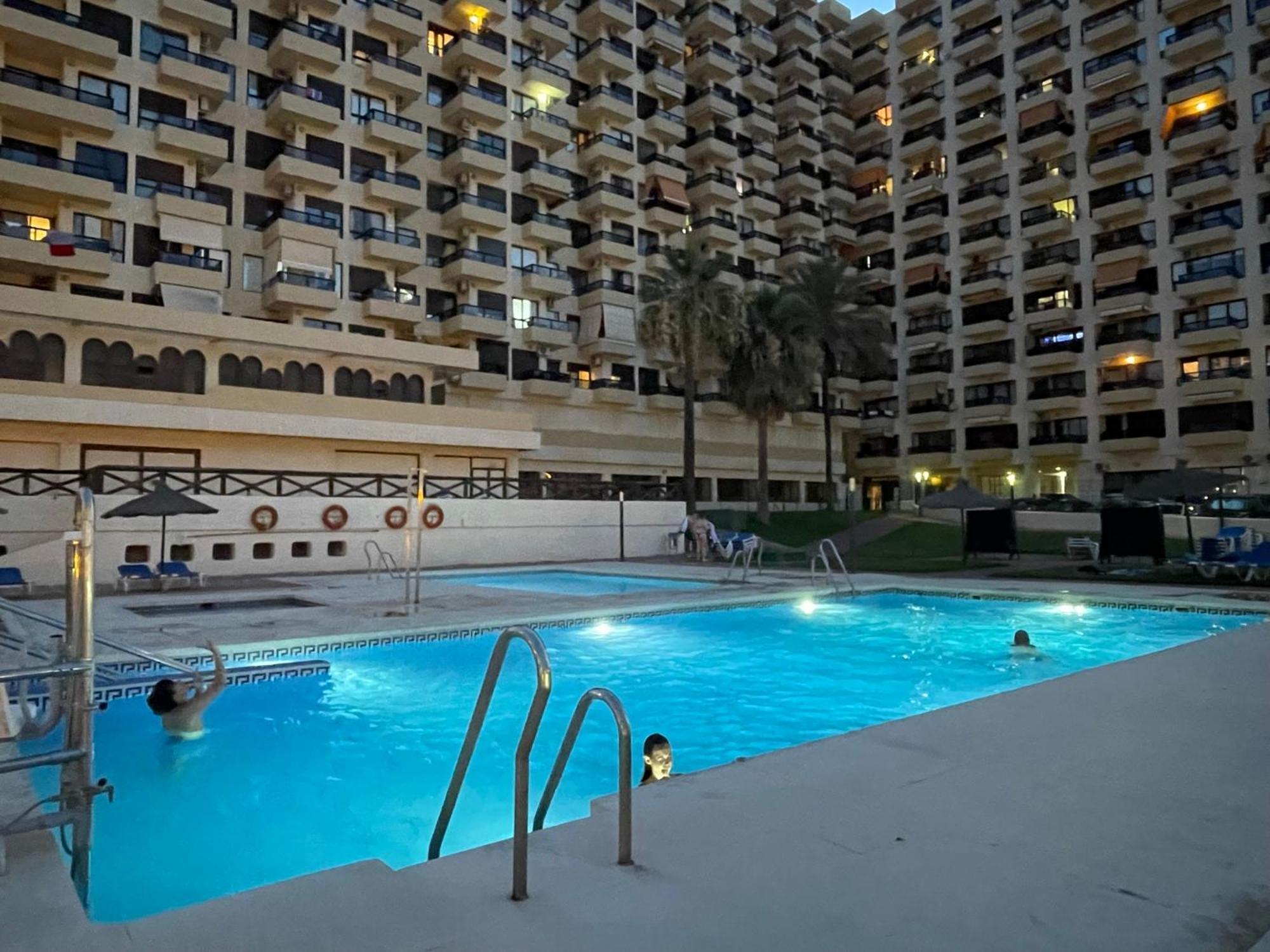 Appartement Aloha Playa Vistas Al Mar à Benalmádena Extérieur photo