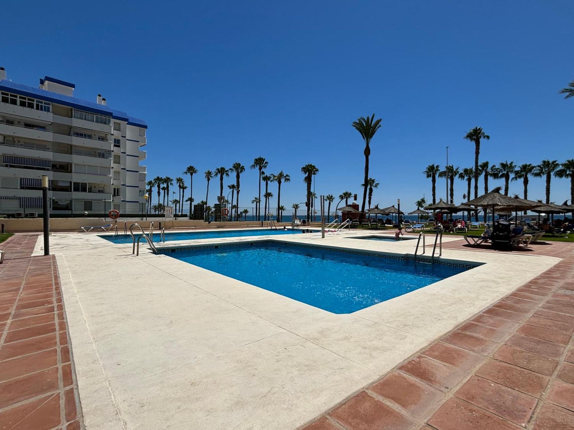 Appartement Aloha Playa Vistas Al Mar à Benalmádena Extérieur photo