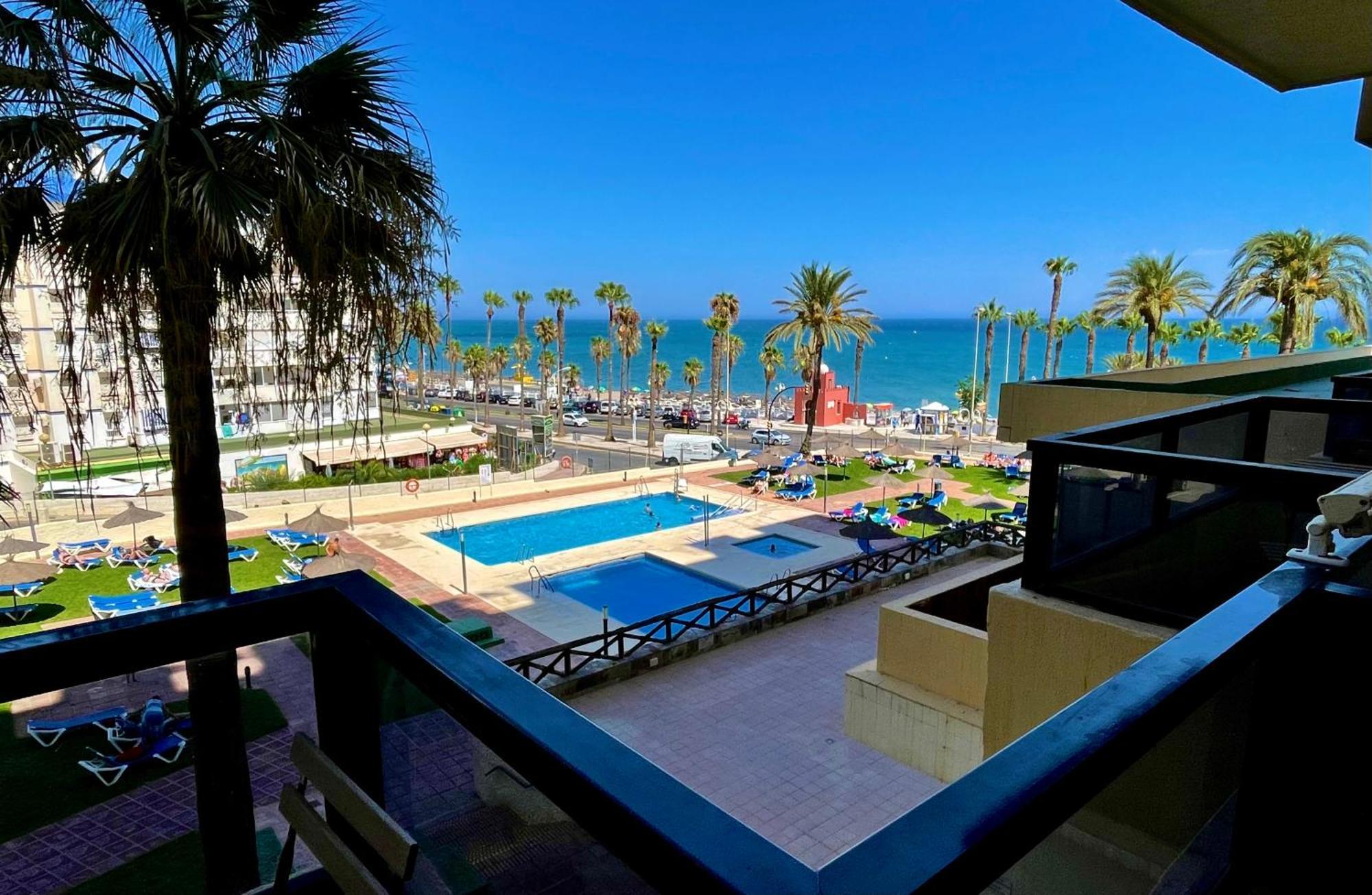 Appartement Aloha Playa Vistas Al Mar à Benalmádena Extérieur photo