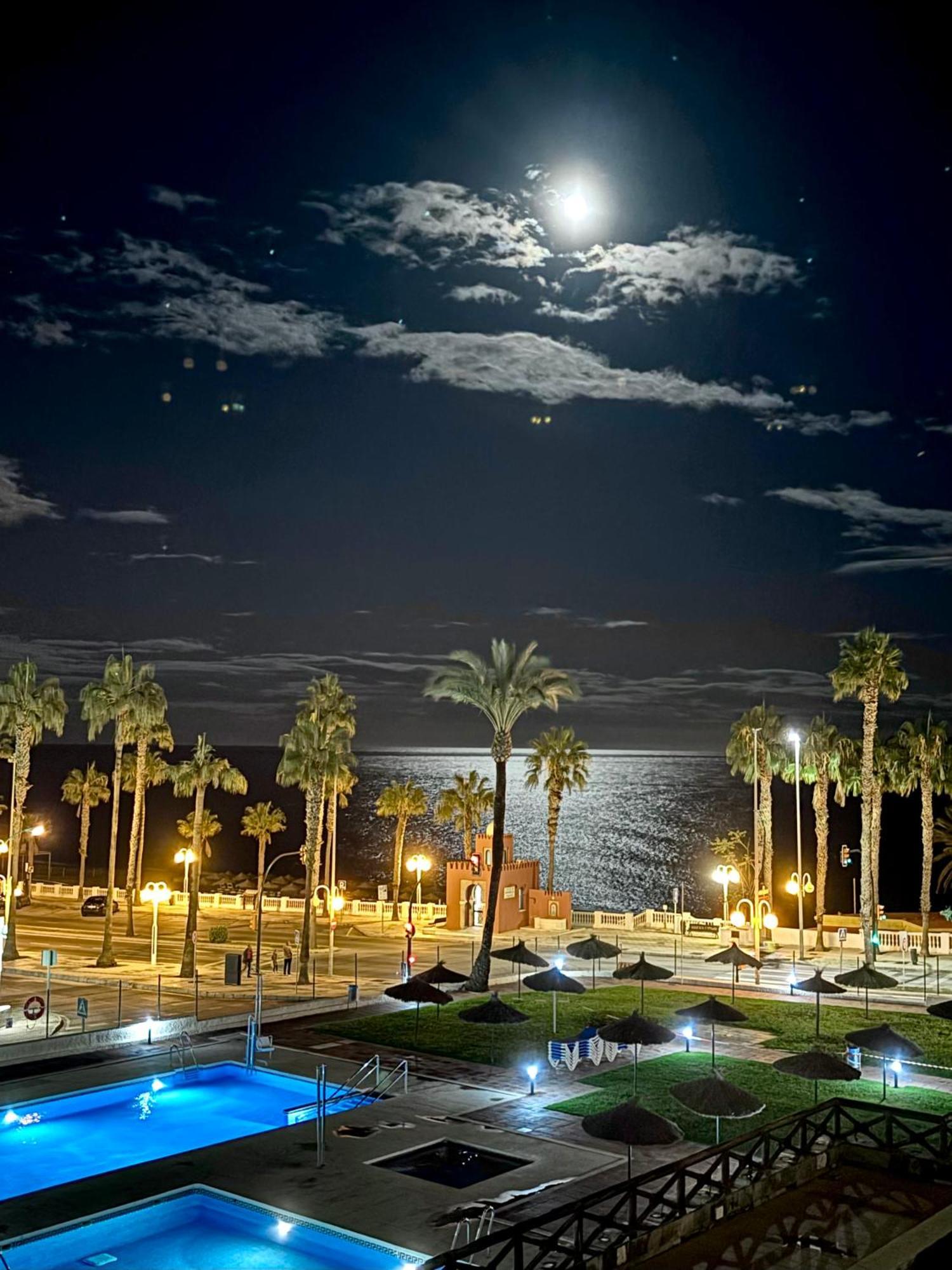 Appartement Aloha Playa Vistas Al Mar à Benalmádena Extérieur photo